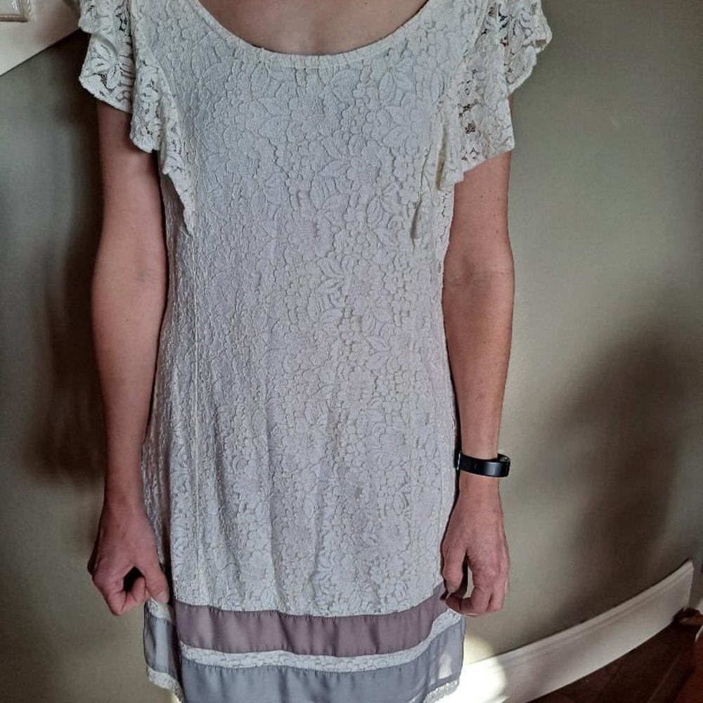 American Eagle Outfitters Cream Lace Banded Dress